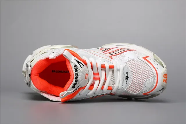 Kith Runner Beige/Orange zapatillas lifestyle 7