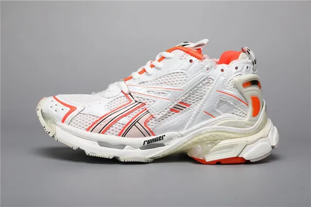 Kith Runner Beige/Orange zapatillas lifestyle 9