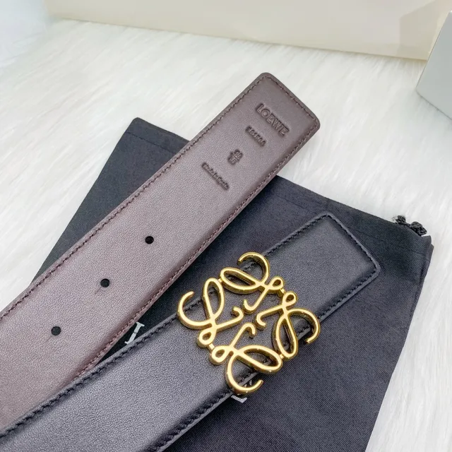 Loewe Anagram 黑色金色 光滑扣头 皮革皮带 3