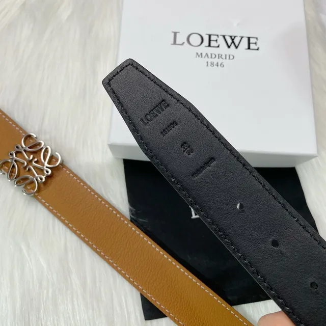 Loewe Gate بني بيج مقصوص تطريز مقارن حزام جلد 7