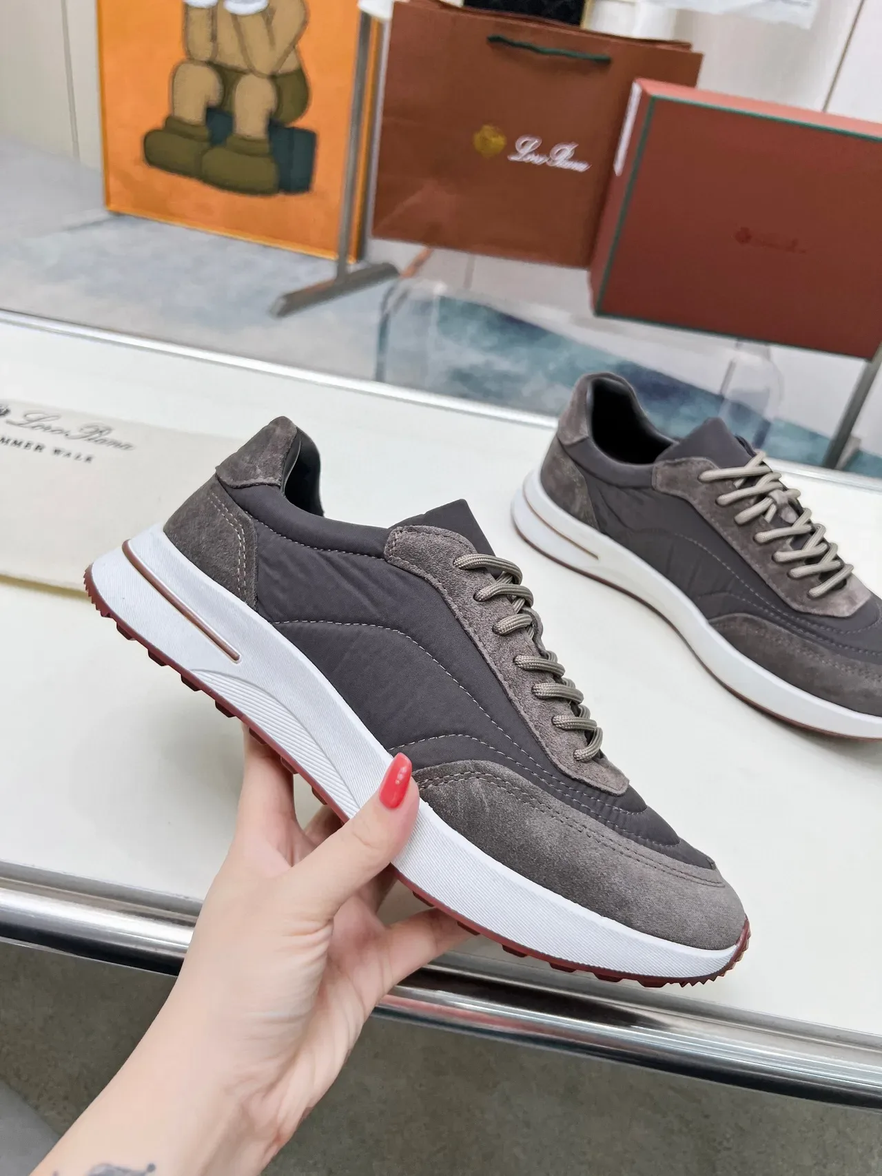 Loro Piana 灰色麂皮和尼龙生活方式运动鞋 2