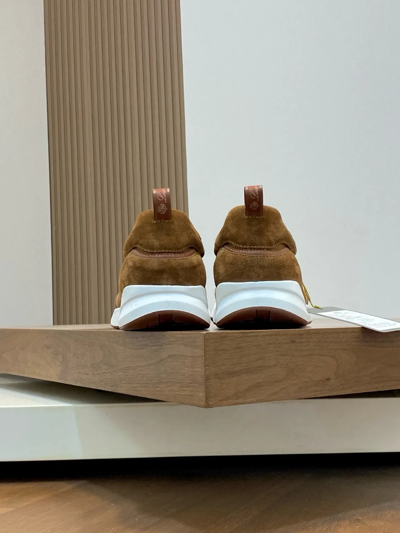 Loro Piana Zapatillas Lifestyle de Ante y Textil en Tan 8