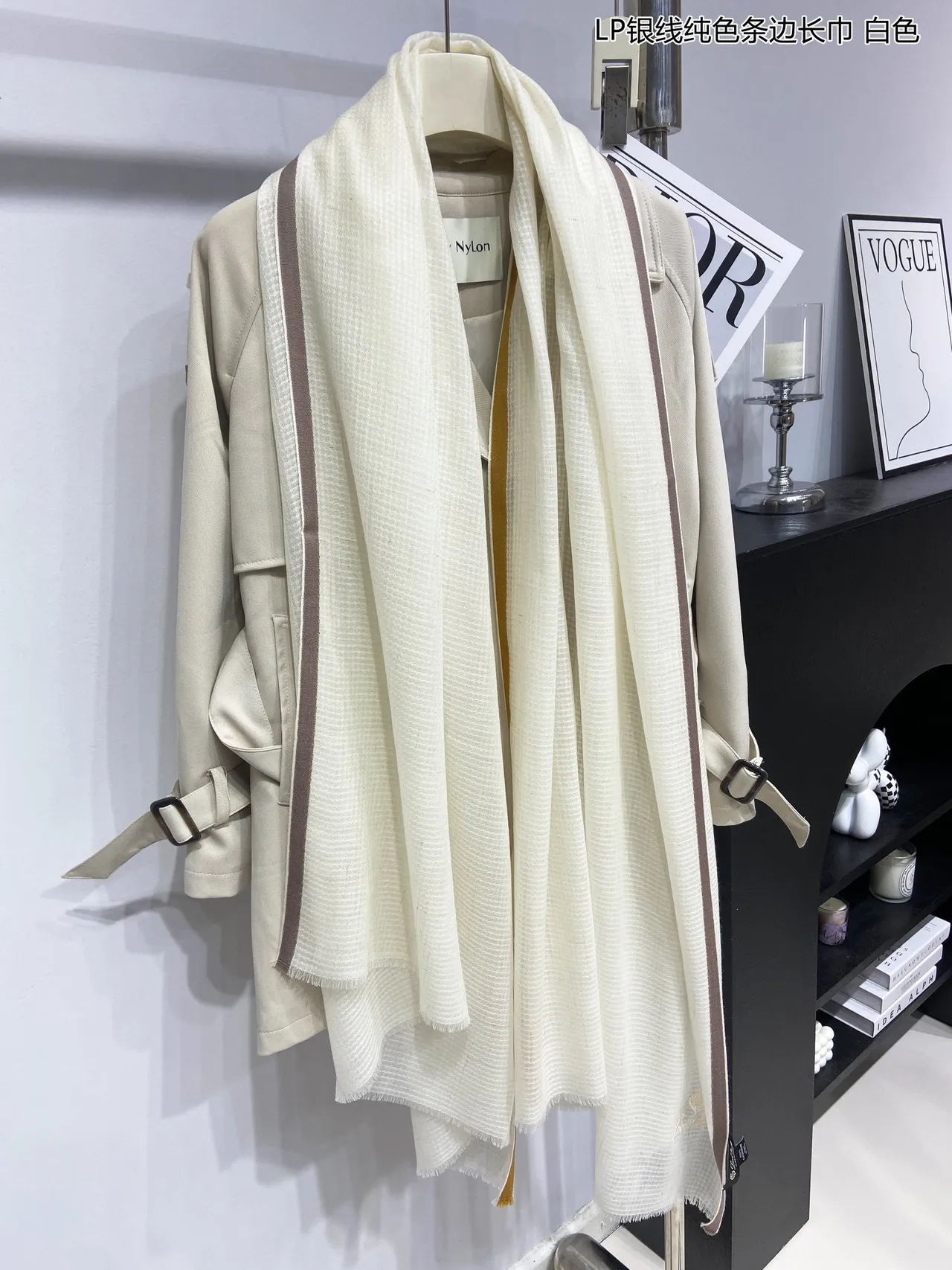 Loro Piana 白棕 编织 刺绣 标志 羊绒 围巾 8