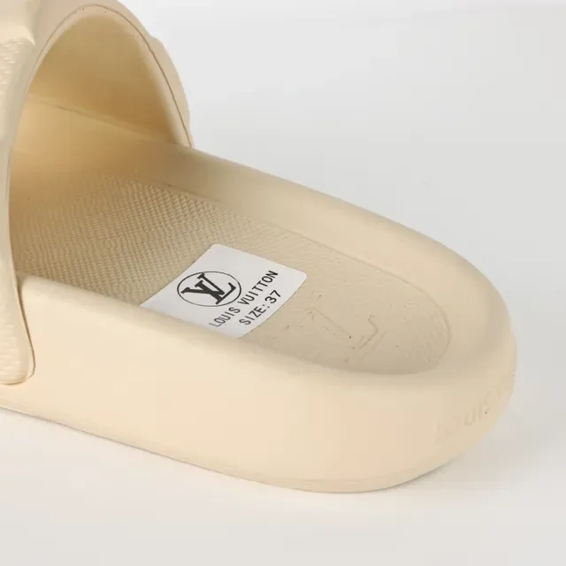 Louis Vuitton Beige Quilted Checkerboard Strap Molded Monochrome Sole Slippers 4