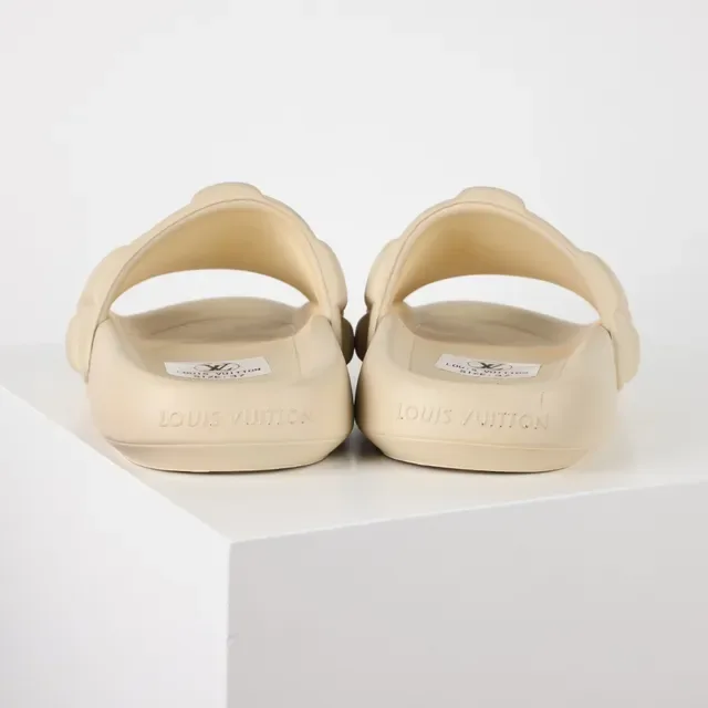 Louis Vuitton Beige Quilted Checkerboard Strap Molded Monochrome Sole Slippers 8