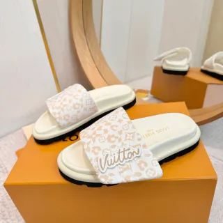 Louis Vuitton 米色白色印花皮带凸起标志补丁拖鞋