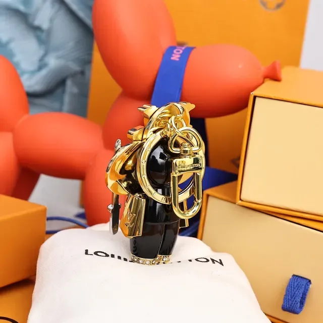 Louis Vuitton কালো সোনা এনামেল ফ্লোরাল চার্ম মেটাল ক্রসবডি ব্যাগ 2