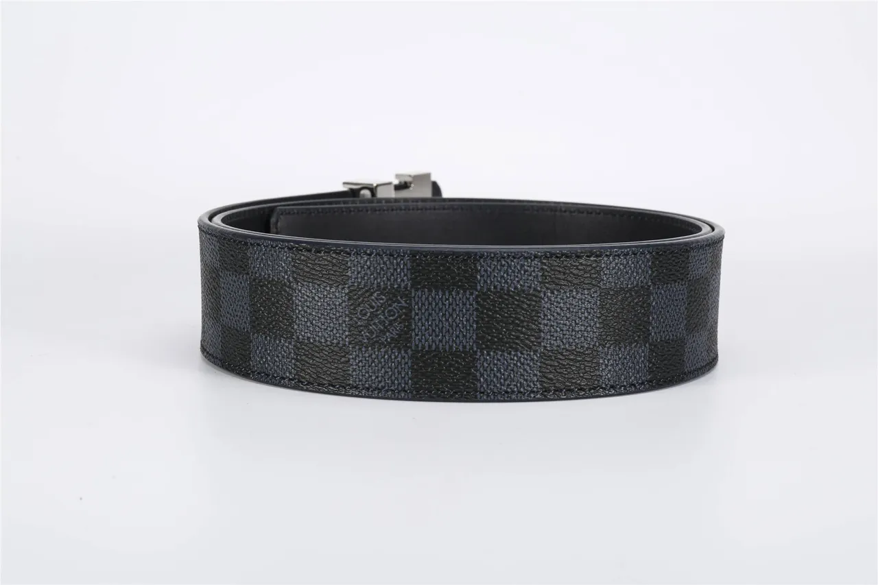 Louis Vuitton Black Gray Damier Graphite Check Pattern Polished Silver-Tone LV Monogram Buckle Leather Belt 8