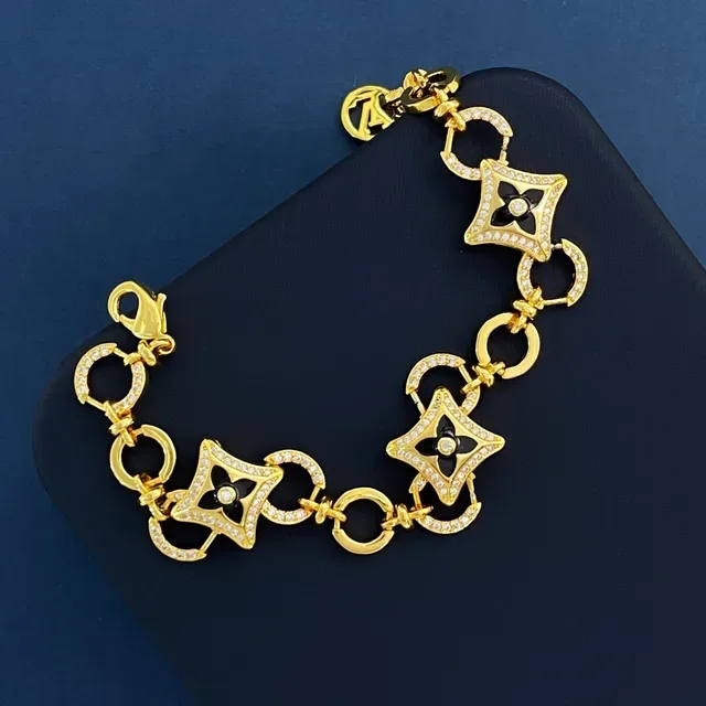 Louis Vuitton Blossom Quatrefoil Link Gold and Black Enamel Crystal Bracelet 3