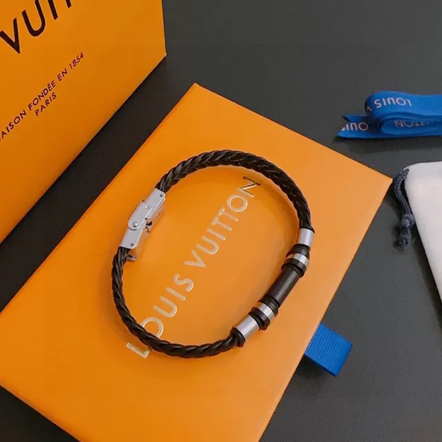 Louis Vuitton बुनकर चमड़ी और धातु की चूड़ी 5