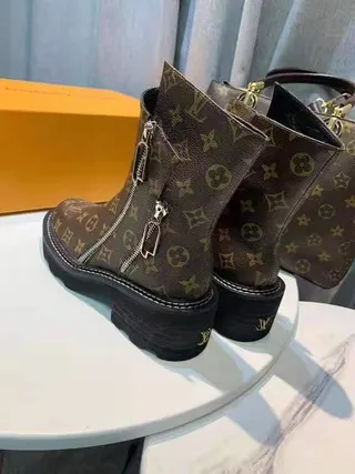 Louis Vuitton Brown Black Monogram Canvas Dual-Zipper Ankle Boots 8
