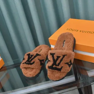 Louis Vuitton भूरा काला नरम शियरलिंग ऊपरी भाग मॉनोग्राम सिलाई पट्टी स्लिपर