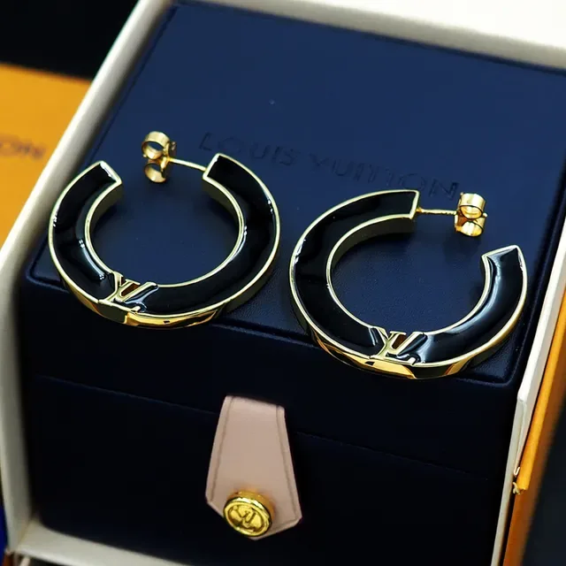 Louis Vuitton C-Shaped Hoop Black Gold Enamel Inlay Earrings 10