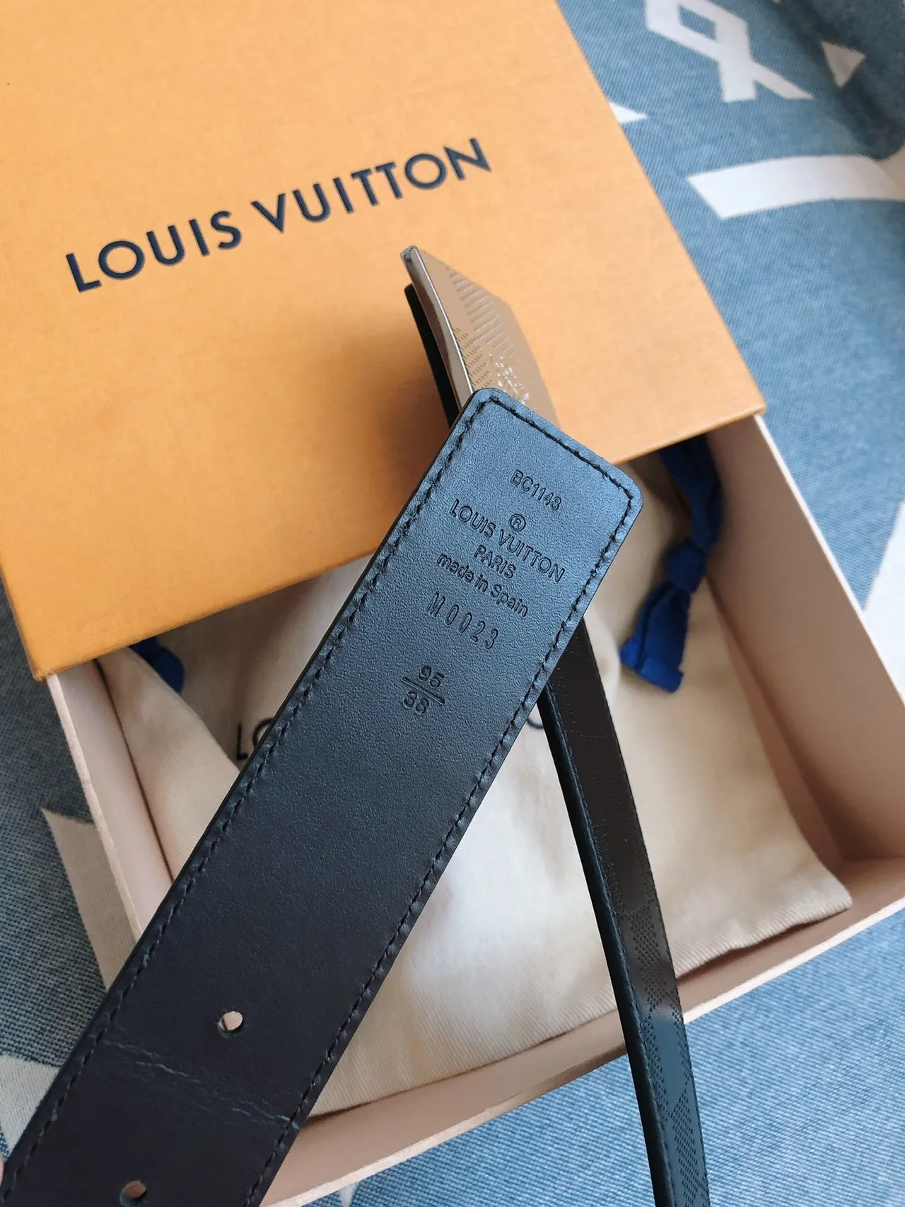 Louis Vuitton Damier Graphite Leather Belt 5