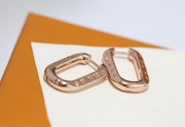 Louis Vuitton Engraved Monogram Flower Rectangular Hoop Earrings 5