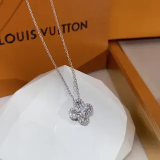 Pingente Louis Vuitton Trevo de Quatro Folhas Pavé Cristal