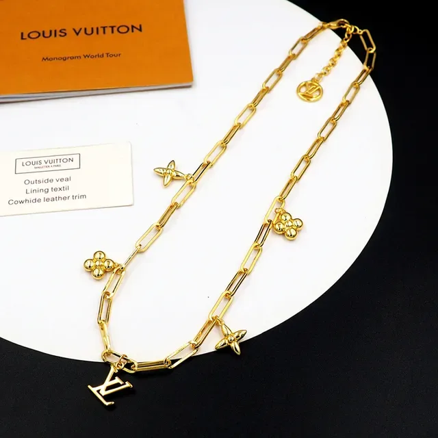 Louis Vuitton 金色纸夹链 LV 印花吊坠项链 6