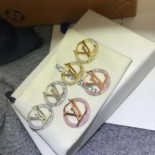 Brincos Louis Vuitton Gold Pink Circular Hoop Pavé Crystal