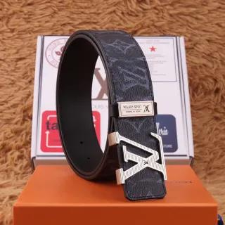 Louis Vuitton H Buckle Monogram Cinto de couro