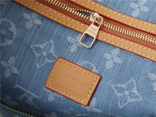 لويس فويتون Keepall Bandoulière Denim Monogram أزرق و بني حقيبة سفر 3