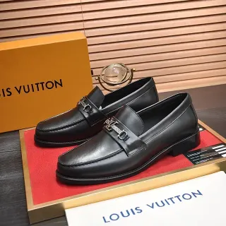 لويس فيتون لوفر أسود ذهبي جلد معدني LV مشبك حزام