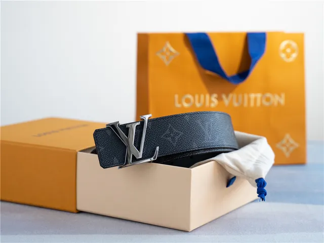 Louis Vuitton LV cinturón negro Monogram Empreinte cuero cinturón 3