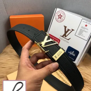 Louis Vuitton LV Initiales কালো টেক্সচার্ড লেদার বেল্ট