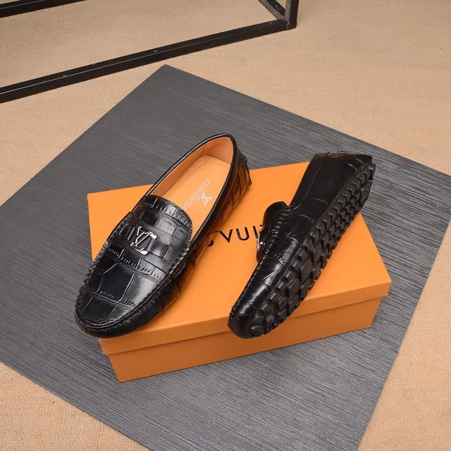 Louis Vuitton LV Loafer Chaussures Noires en Cuir Embossé Crocodile 5