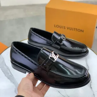 Louis Vuitton LV চকচকে কালো পেটেন্ট লেদার লোফার