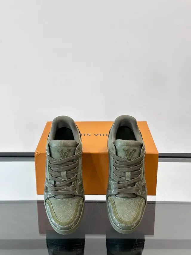 Louis Vuitton LV Trainer आर्मी ग्रीन लाइफस्टाइल स्नीकर्स 4