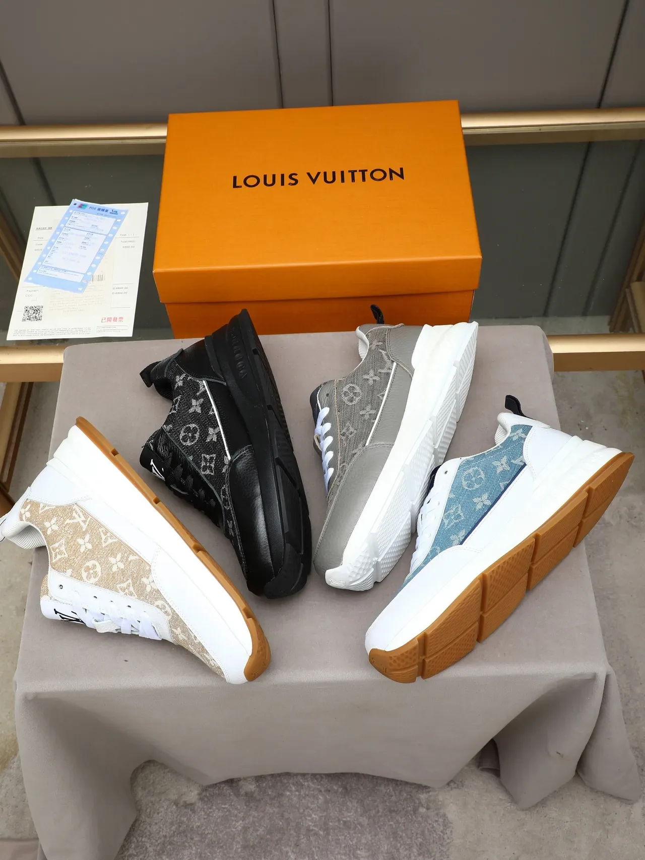 Louis Vuitton LV Trainer Blue White Monogram Canvas Upper Leather Overlays Lifestyle Sneakers 2