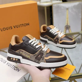 Louis Vuitton LV Trainer Marrón Beige Monograma Canvas Panel Perforado Cuero Capas Zapatillas Lifestyle