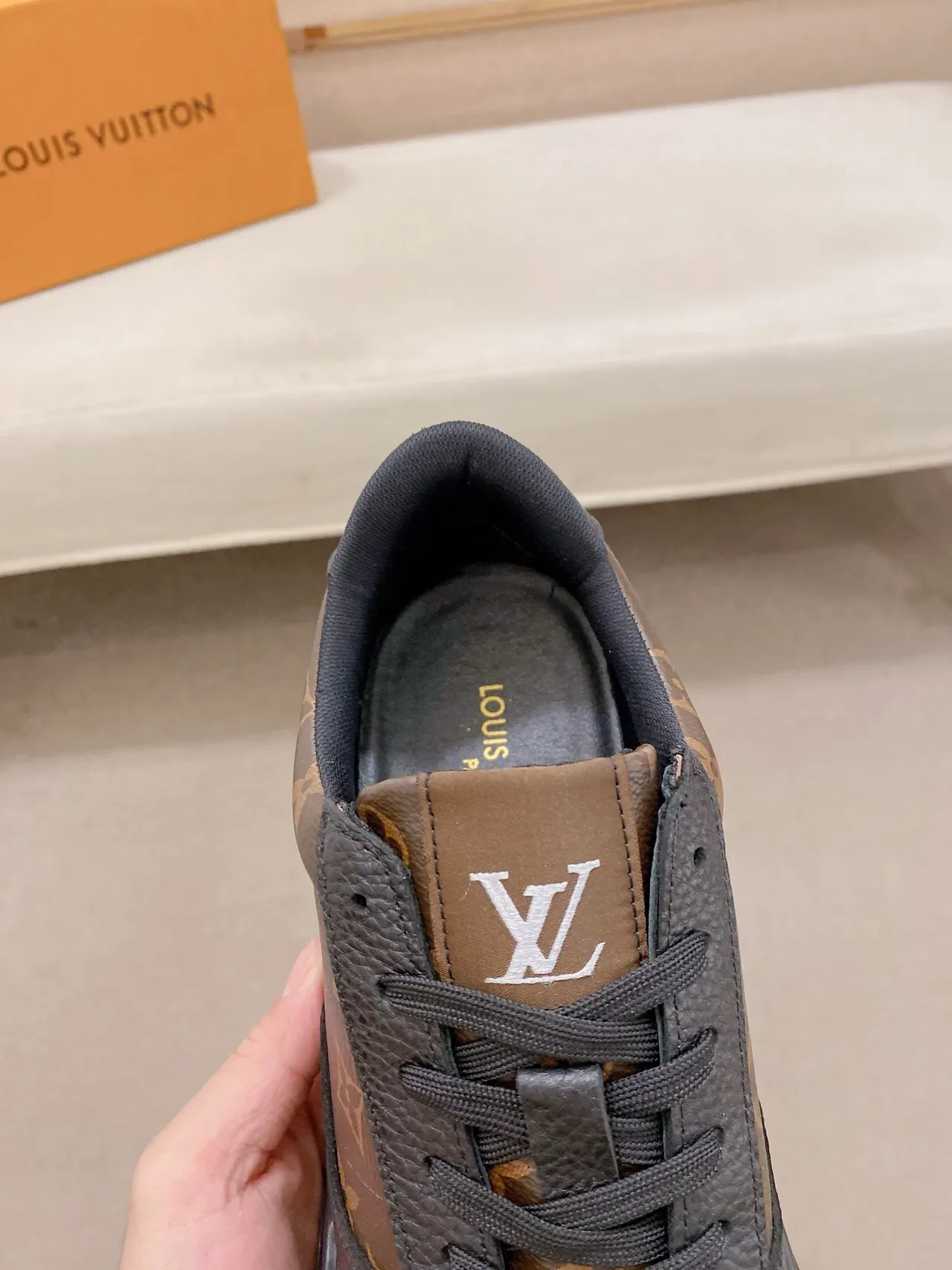 Louis Vuitton LV Trainer Marron Noir Monogram Canvas Leather Overlays Lifestyle Sneakers 4