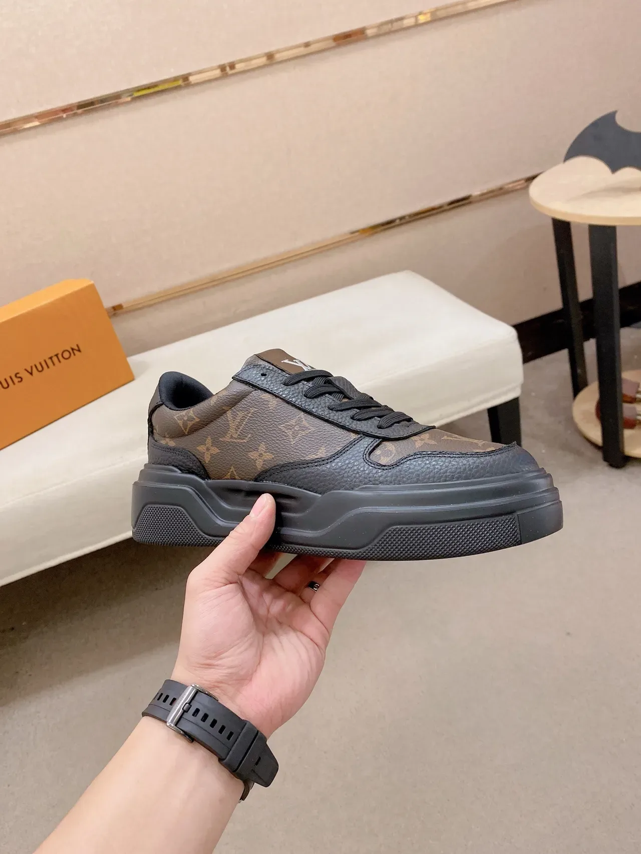 Louis Vuitton LV Trainer Marron Noir Monogram Canvas Leather Overlays Lifestyle Sneakers 5