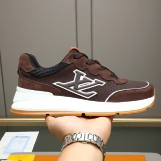 Louis Vuitton LV Trainer Marrón Blanco Camuza Perfurada Superior Oversized Monogram Sneakers Lifestyle