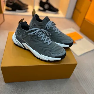 Louis Vuitton LV Trainer Cinza Branco Malha Superior Solado Esculpido Solado Médio Tênis Chunky