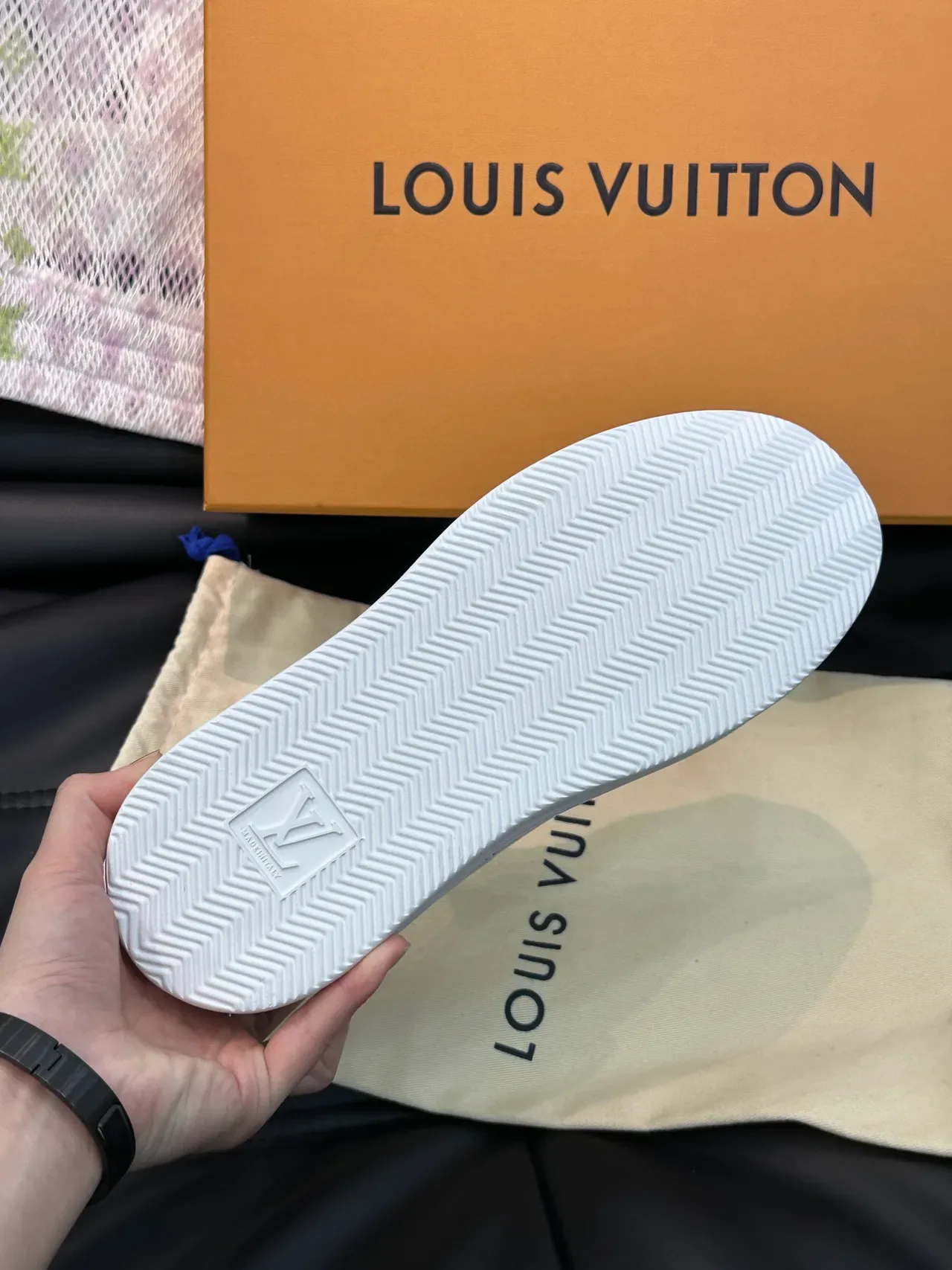 Louis Vuitton LV Trainer Chaussures Lifestyle Gris Blanc Basse Mesh et Cuir Pané 2