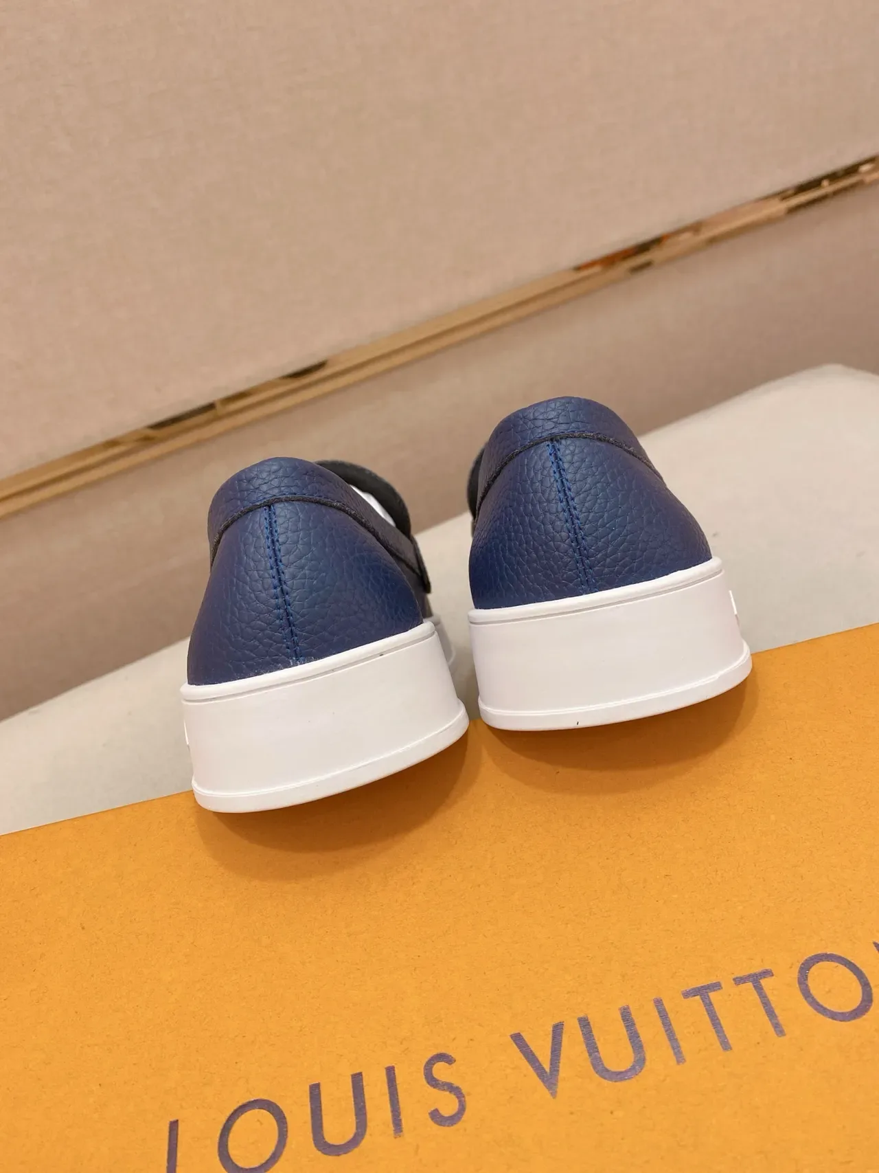 Louis Vuitton LV Trainer Loafer Mocassin Bleu Cuir Grainé Plateforme 3