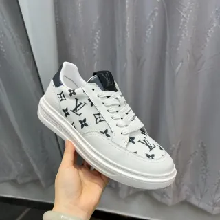 Louis Vuitton LV Trainer Monogram zapatillas estilo de vida blancas