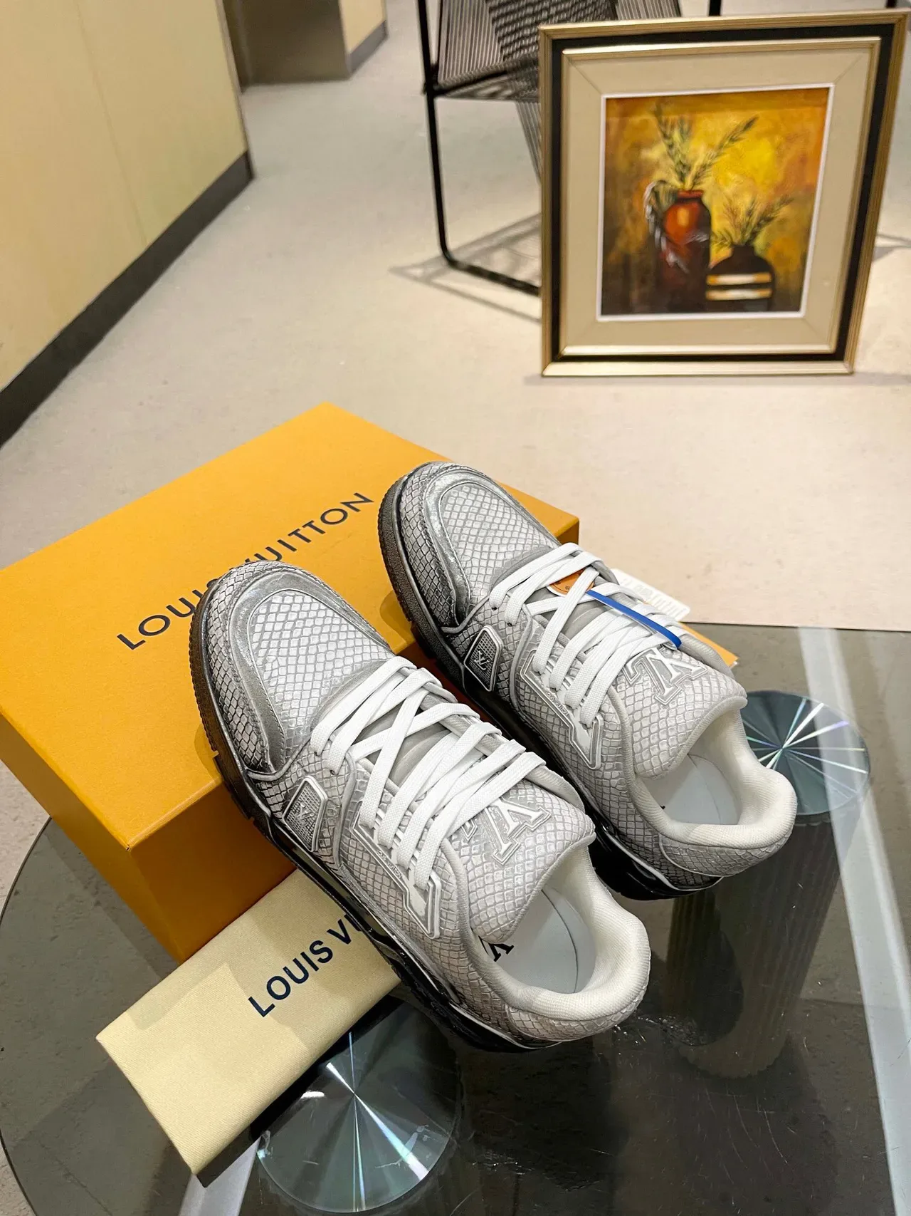 Louis Vuitton LV Trainer Silver White Metallic Scale-Textured Upper Laces Lifestyle Sneakers 6