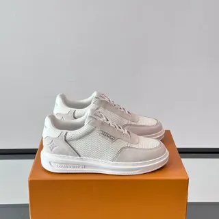 Louis Vuitton LV Trainer Blancas Beige Perforadas Malla Superior Ante Superposiciones Estilo de Vida