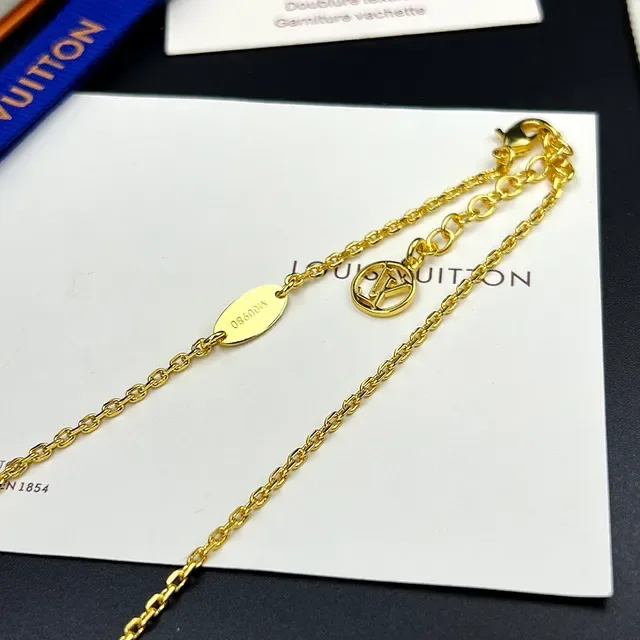 Louis Vuitton LV Twiggys Gold Chain Necklace 6