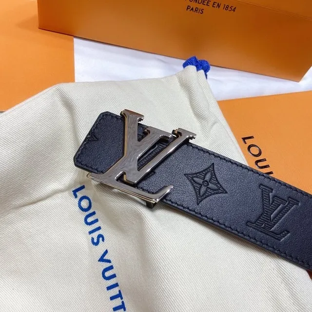 Louis Vuitton Monogram Noir Argent embossé métallique LV boucle Ceinture en cuir 5