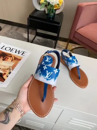 Louis Vuitton Monogram नीला और सफेद कैजुअल सैंडल 8