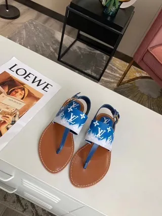 Louis Vuitton Monogram नीला और सफेद कैजुअल सैंडल 9