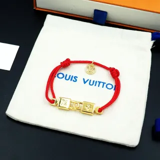 Louis Vuitton Monogram Charm سوار حبل أحمر