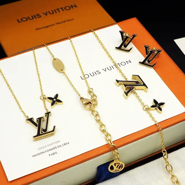 Louis Vuitton Monogram Colar Pendente Corrente Ouro Preto Esmaltado 2