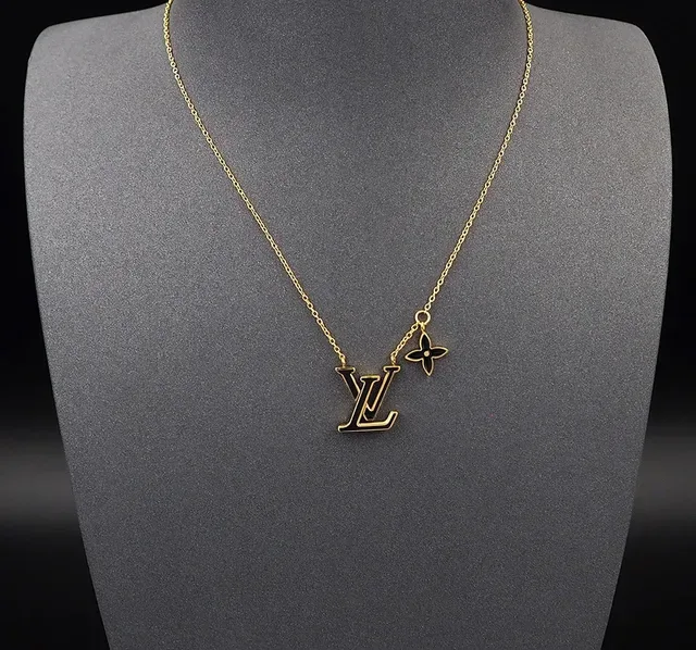 Louis Vuitton Monogram Colar Pendente Corrente Ouro Preto Esmaltado 5