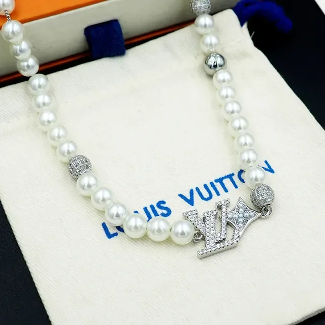 Louis Vuitton Monogram Pearl and Crystal Necklace 4
