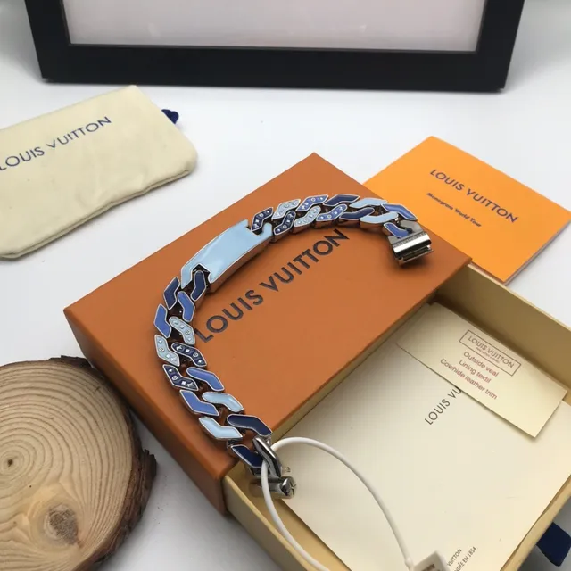 Louis Vuitton Monogram World Tour Blue Enamel Chain Bracelet 9